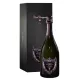 Botella de Champagne Dom Pérignon Rosé 2008 con etiqueta rosa, vista frontal
