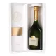 Botella de Champagne Taittinger Comtes de Champagne 2013, vista frontal, etiqueta blanca y tapón dorado.