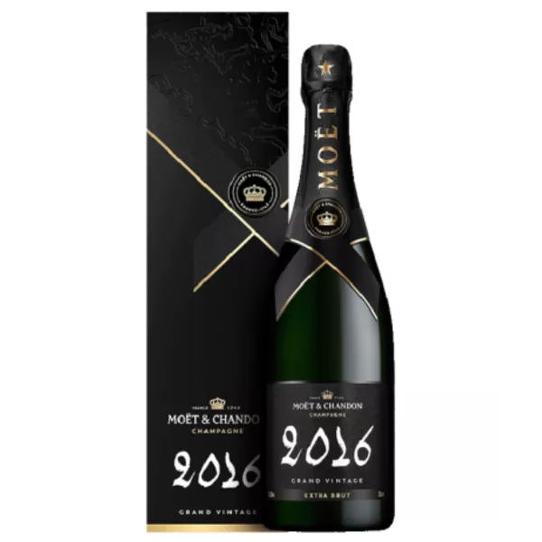 Botella de Champagne Moët & Chandon Grand Vintage 2016, vista frontal