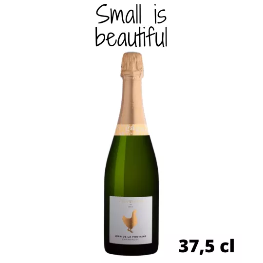 Media botella de Champagne Jean de La Fontaine L'Éloquente Brut, vista frontal sobre fondo neutro